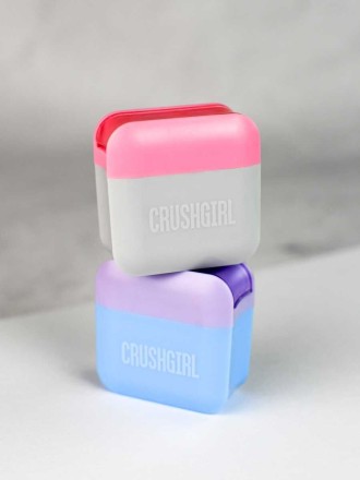 Точилка пласт. 2 отв."Фешн девочки" 3,6*3,6*2см, ассорти (247365)