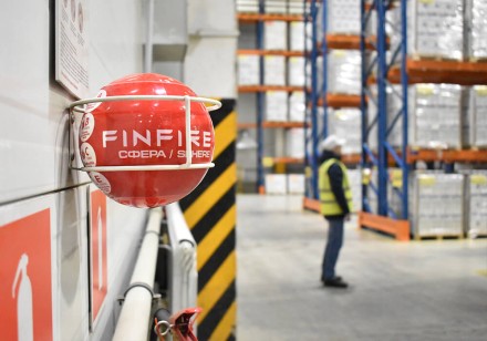 Автономная установка пожаротушения "Сфера" FINFIRE черная